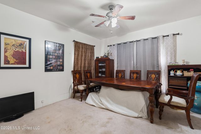 1205 Adeline Street, Hattiesburg, MS 39401