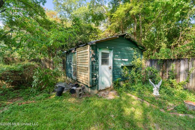 1205 Adeline Street, Hattiesburg, MS 39401