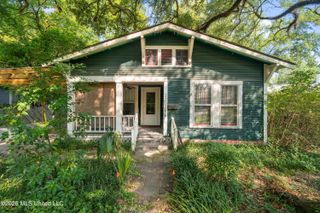 1205 Adeline Street, Hattiesburg, MS 39401