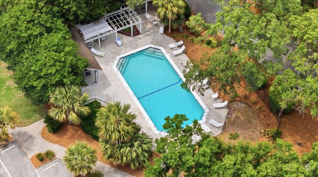 207 Little Oak Island Drive, Folly Beach, SC 29439