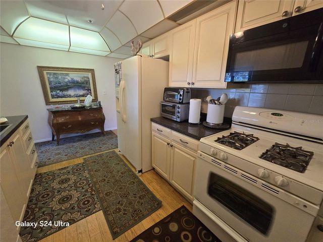 8186 TERRACE GARDEN DRIVE N 409, St Petersburg, FL 33709