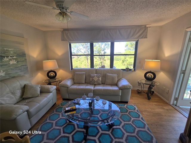 8186 TERRACE GARDEN DRIVE N 409, St Petersburg, FL 33709