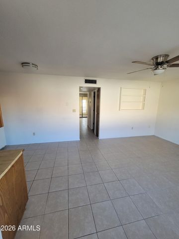 913 E FOUNTAIN Street, Mesa, AZ 85203
