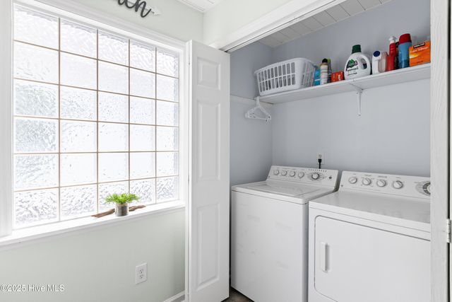 117 NE 52nd Street, Oak Island, NC 28465