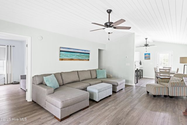 117 NE 52nd Street, Oak Island, NC 28465