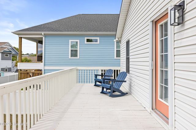 117 NE 52nd Street, Oak Island, NC 28465