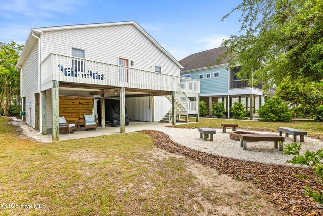 117 NE 52nd Street, Oak Island, NC 28465