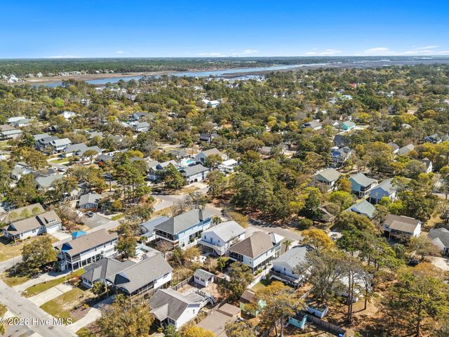 117 NE 52nd Street, Oak Island, NC 28465