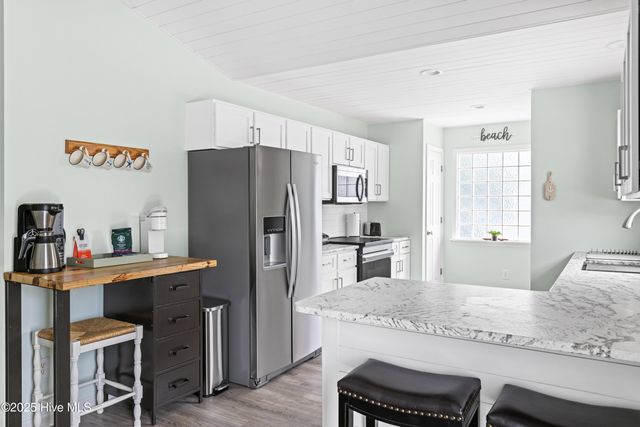 117 NE 52nd Street, Oak Island, NC 28465