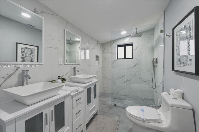 7395 SW 39th St, Miami, FL 33155