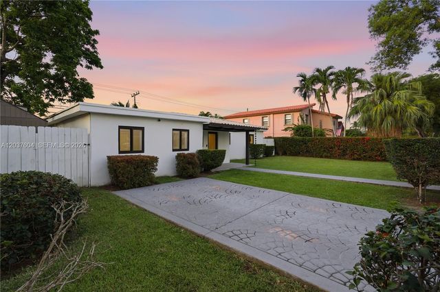 7395 SW 39th St, Miami, FL 33155