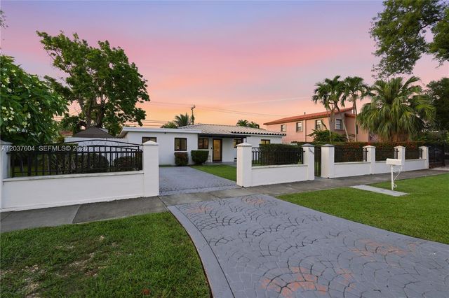 7395 SW 39th St, Miami, FL 33155