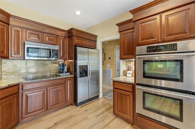 3323 Savannah Drive, Harrison, AR 72601