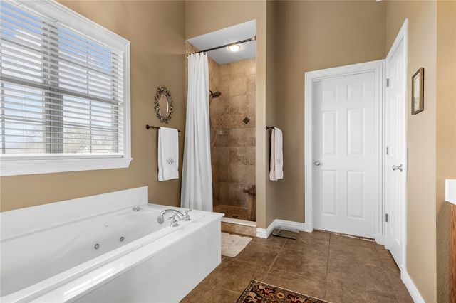 3323 Savannah Drive, Harrison, AR 72601