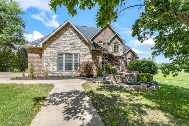 3323 Savannah Drive, Harrison, AR 72601