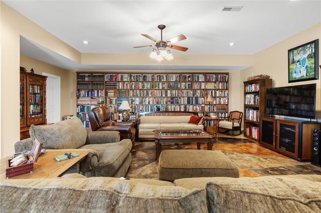 3323 Savannah Drive, Harrison, AR 72601