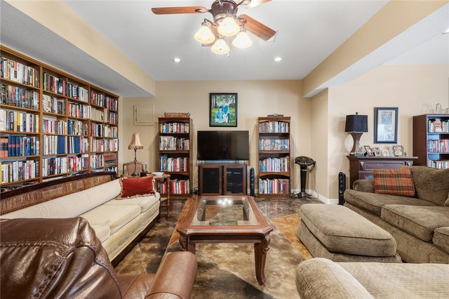 3323 Savannah Drive, Harrison, AR 72601