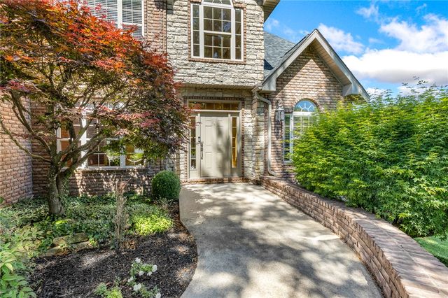 3323 Savannah Drive, Harrison, AR 72601
