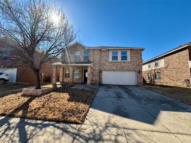 653 Condor Trail, Saginaw, TX 76131