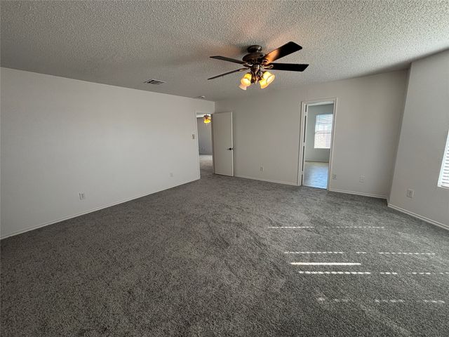 653 Condor Trail, Saginaw, TX 76131