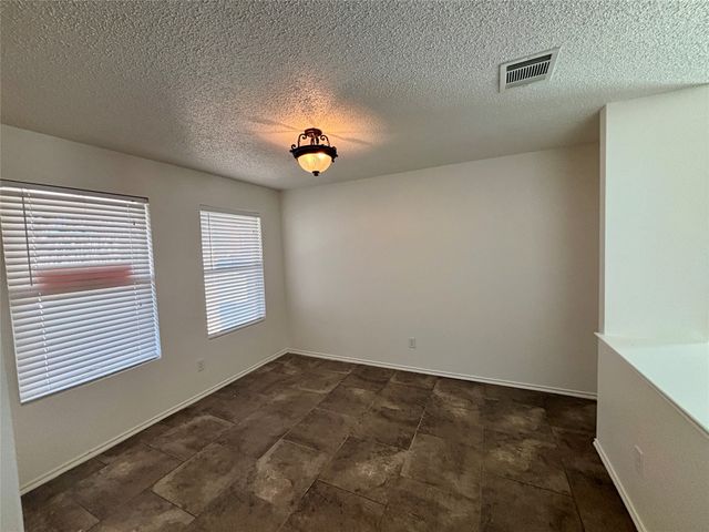 653 Condor Trail, Saginaw, TX 76131