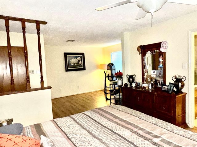 254 Evanston Street, Houston, TX 77015