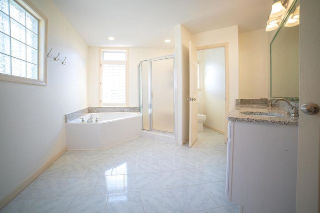 137 HARBOR POINT LN, Memphis, TN 38103