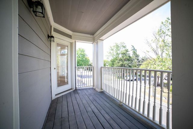 137 HARBOR POINT LN, Memphis, TN 38103