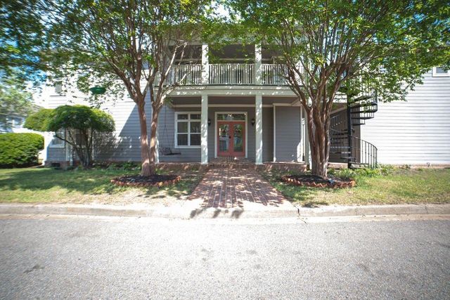 137 HARBOR POINT LN, Memphis, TN 38103