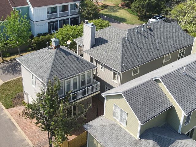 137 HARBOR POINT LN, Memphis, TN 38103