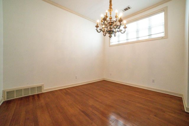 137 HARBOR POINT LN, Memphis, TN 38103