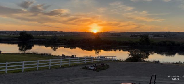 7262 Old Bruneau Hwy, Marsing, ID 83639