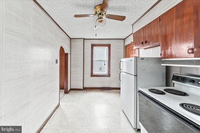207 BARTRAM, Essington, PA 19029