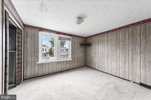 207 BARTRAM, Essington, PA 19029