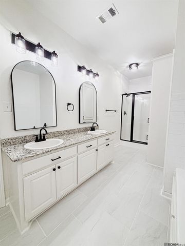 14245 Billy Decoteau Rd, St Amant, LA 70774