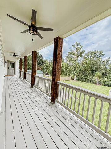14245 Billy Decoteau Rd, St Amant, LA 70774