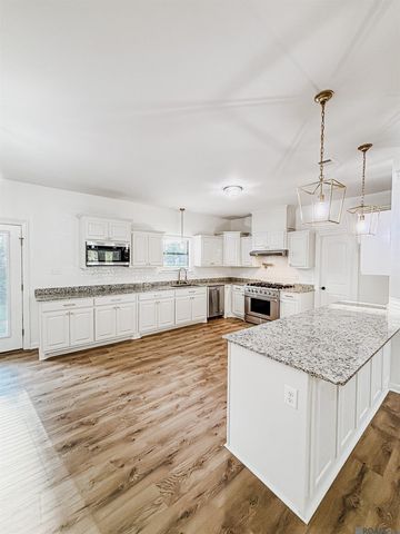 14245 Billy Decoteau Rd, St Amant, LA 70774