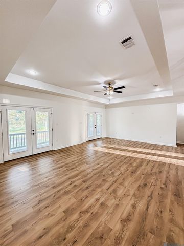 14245 Billy Decoteau Rd, St Amant, LA 70774