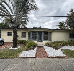1000 W Las Olas Blvd 1, Fort Lauderdale, FL 33312