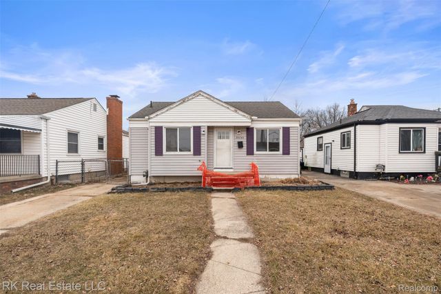 25280 Dale Street, Roseville, MI 48066