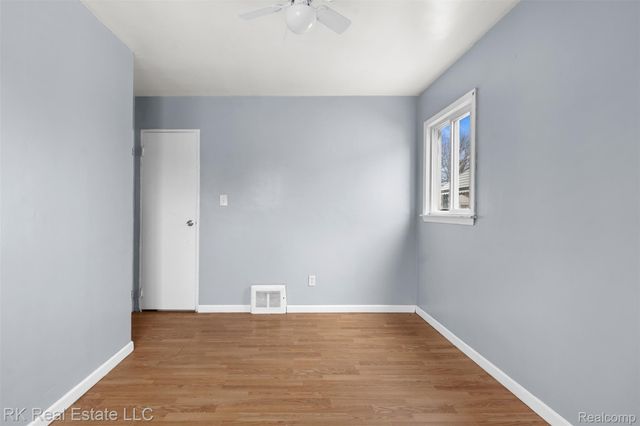 25280 Dale Street, Roseville, MI 48066