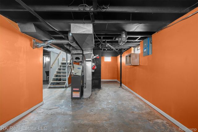 25280 Dale Street, Roseville, MI 48066