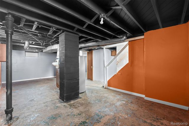 25280 Dale Street, Roseville, MI 48066