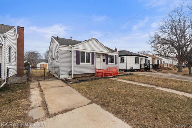 25280 Dale Street, Roseville, MI 48066