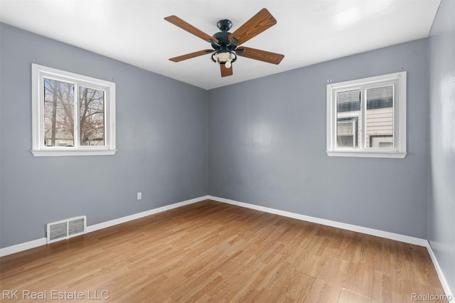 25280 Dale Street, Roseville, MI 48066