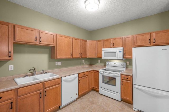 114200 Hundertmark 110, Chaska, MN 55318