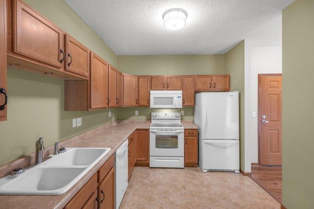 114200 Hundertmark 110, Chaska, MN 55318