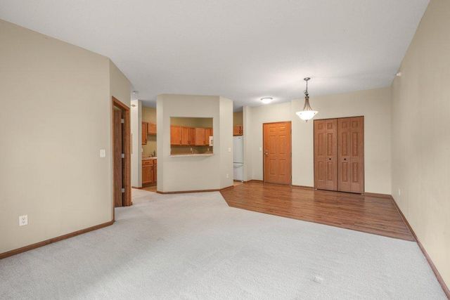 114200 Hundertmark 110, Chaska, MN 55318