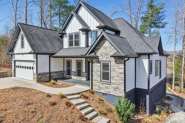 98 Hamilton Woods Lane, Etowah, NC 28729