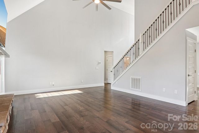 98 Hamilton Woods Lane, Etowah, NC 28729